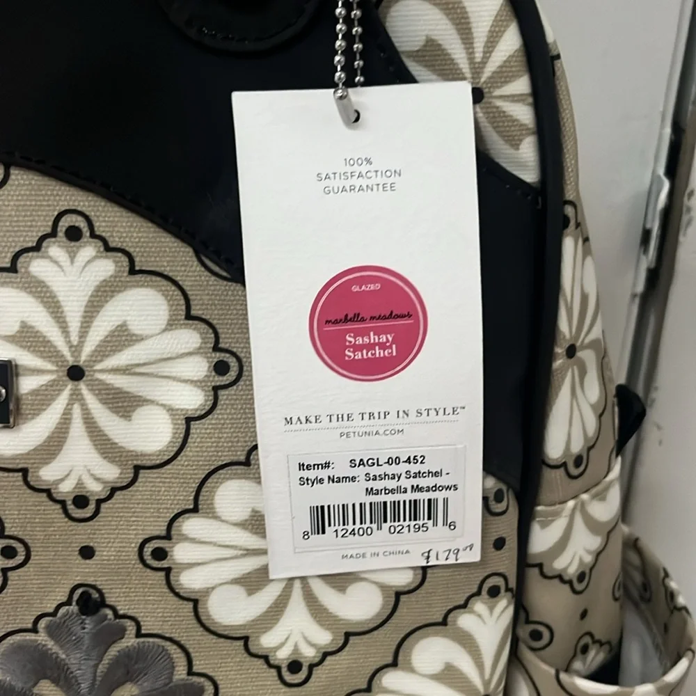 Petunia Pickle Bottom Marbella Meadows Sashay Satchel Diaper Bag,NWT